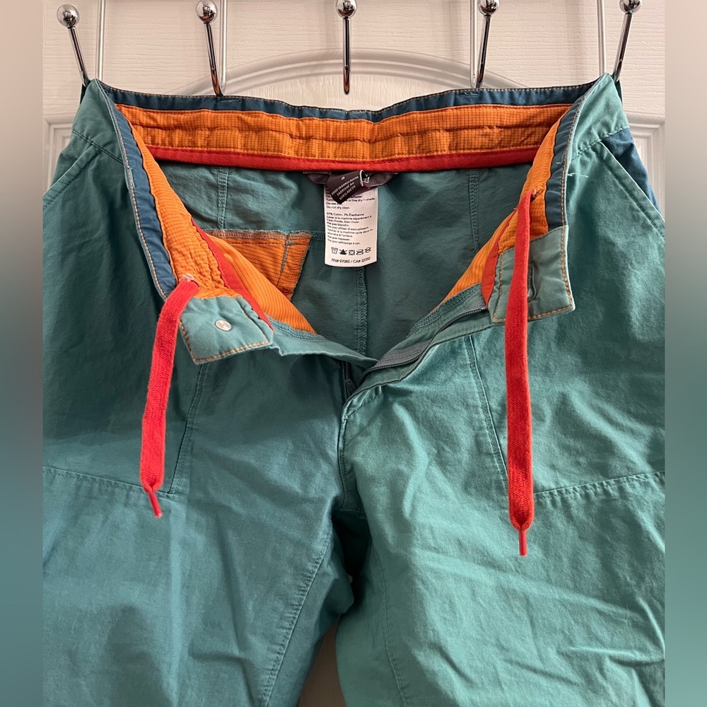 Size 8 sea glass colour Outdoor Research Quarry climbing pants - Picture 2 of 7